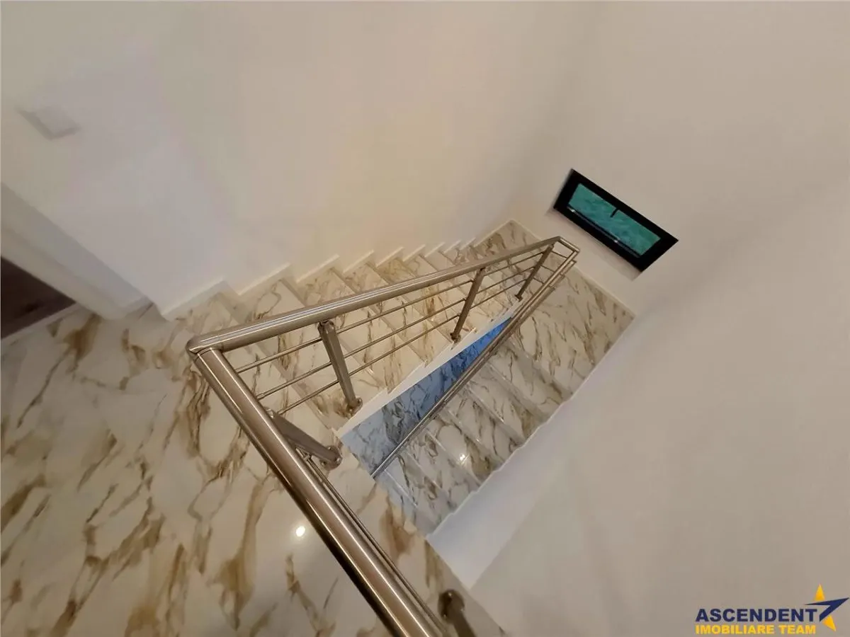 Vila superba cu 5 camere, intabulata 2025, P+E, toate utilitatile, Harman, Brasov - foto 5