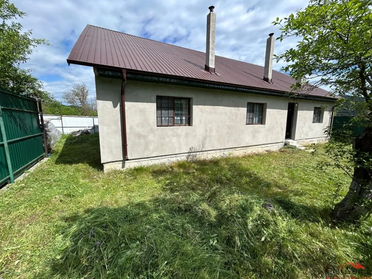 Casa P+M, de vanazre, in com. Vrancioaia - foto 2