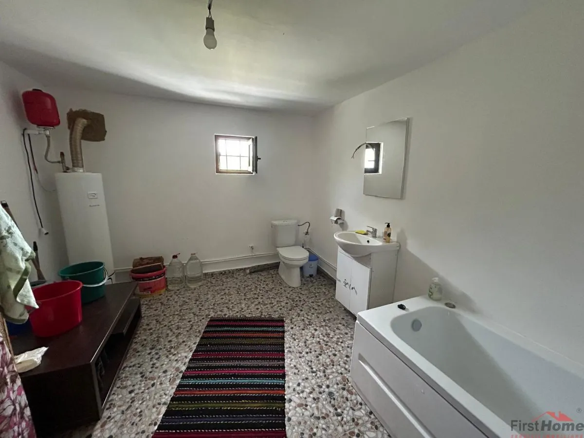 Casa P+M, de vanazre, in com. Vrancioaia - foto 21
