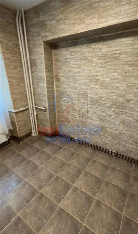 Apartament 3 camere decomandat, 77 mp, CUG - Boxa si 2 locuri de parcare - foto 5