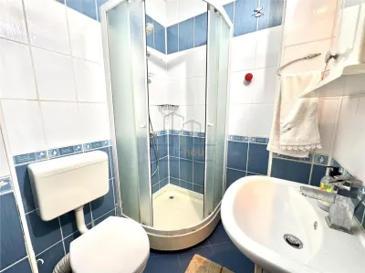 Apartament 3 camere cu centrala proprie - foto 15