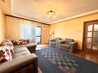Apartament 3 camere cu centrala proprie - foto 3