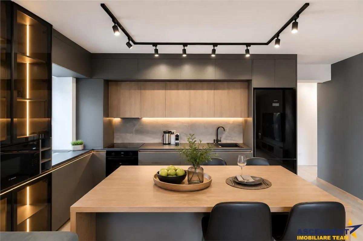 Apartament ales, cu vedere Tampa - foto 2