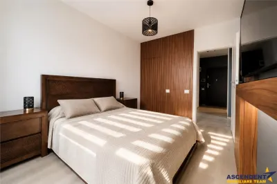 Apartament ales, cu vedere Tampa - foto 3
