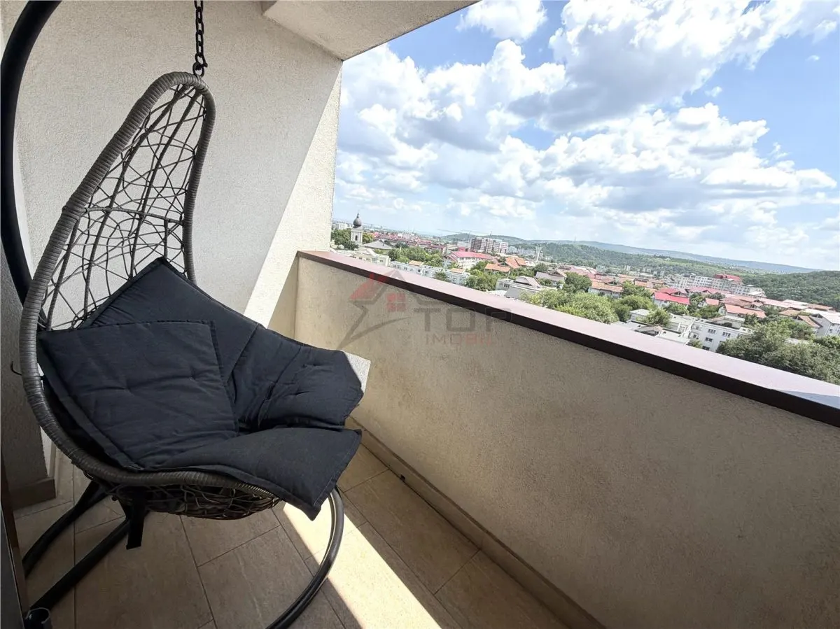 Apartament cu 3 camere+ loc de parcare subteran+ boxa- Nicolina - foto 1