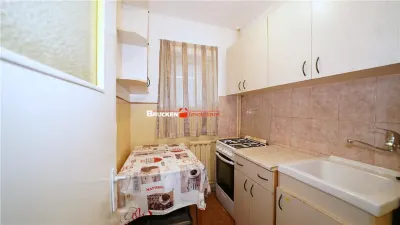 Garsoniera de inchiriat in Velenta | Etaj 2 | Pret avantajos - foto 4