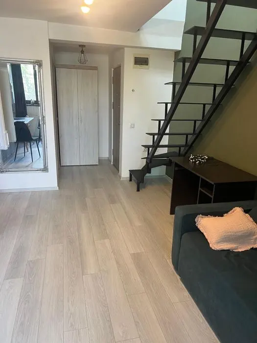 Apartament Recent Renovat | Podu Ros  | 2 Bai - foto 3