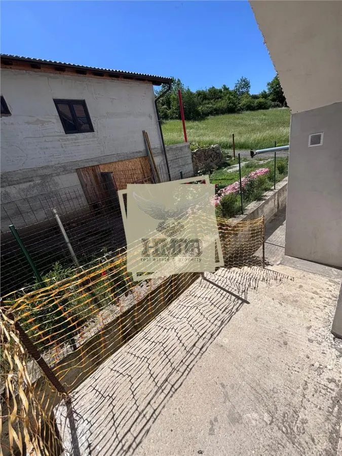 Apartament cu 3 camere si terasa la intare Sura Mare - foto 12