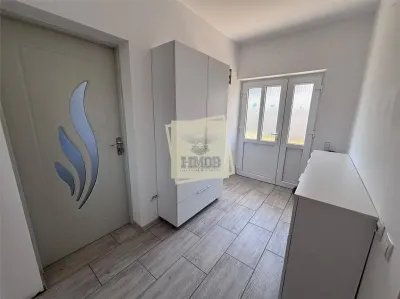 Apartament cu 3 camere si terasa la intare Sura Mare - foto 6