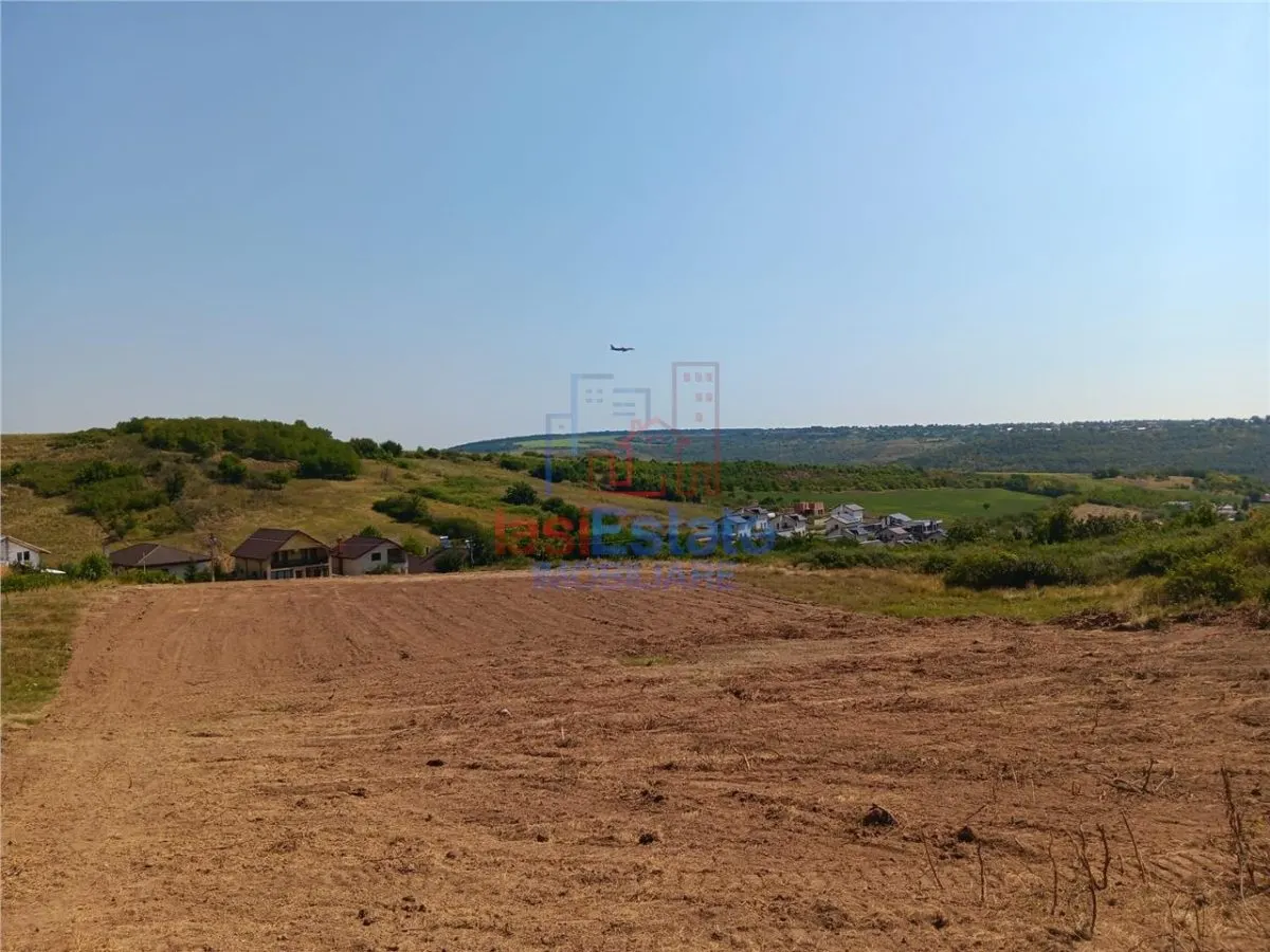 Ocazie! Sorogari TEREN 10000mp intravilan PUZ realizat si  toate utilitatile - foto 13