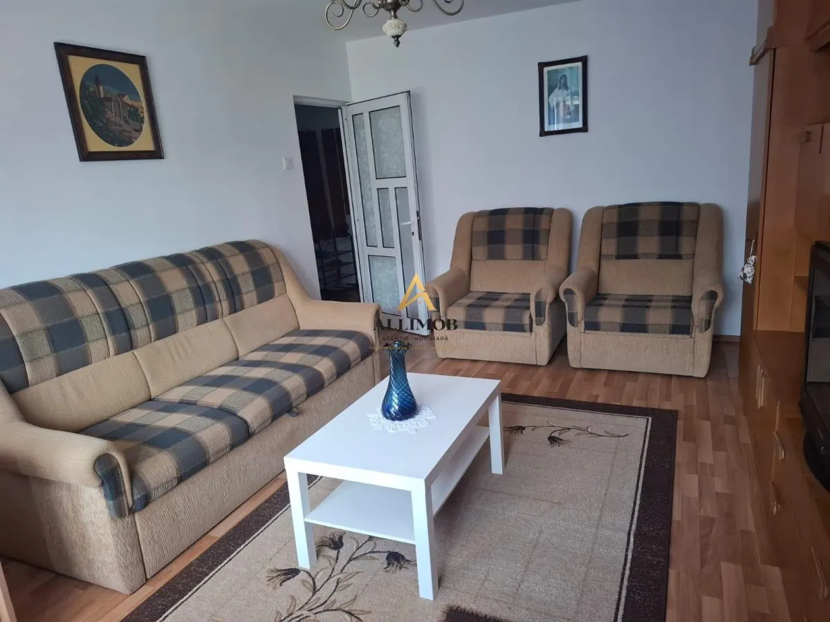 Apartament de inchiriat in Ploiesti, zona Mihai Bravu - foto 1