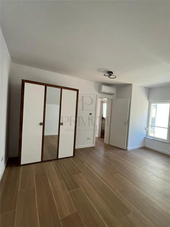 Casa - parter cu mansarda - 105 mp utili - toate utilitatiile - foto 2