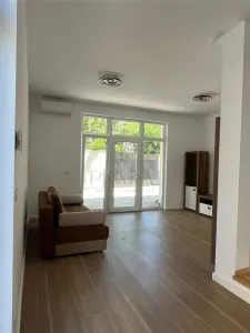 Casa - parter cu mansarda - 105 mp utili - toate utilitatiile - foto 4