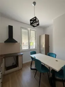 Casa - parter cu mansarda - 105 mp utili - toate utilitatiile - foto 8