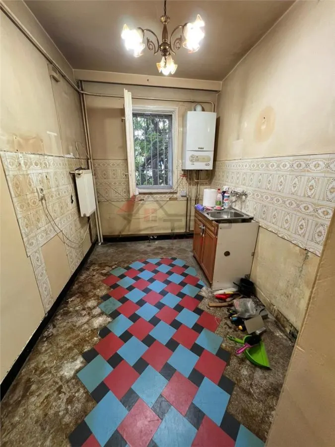 Vanzare apartament 2 camere etaj 1 - Podu Ros - foto 4