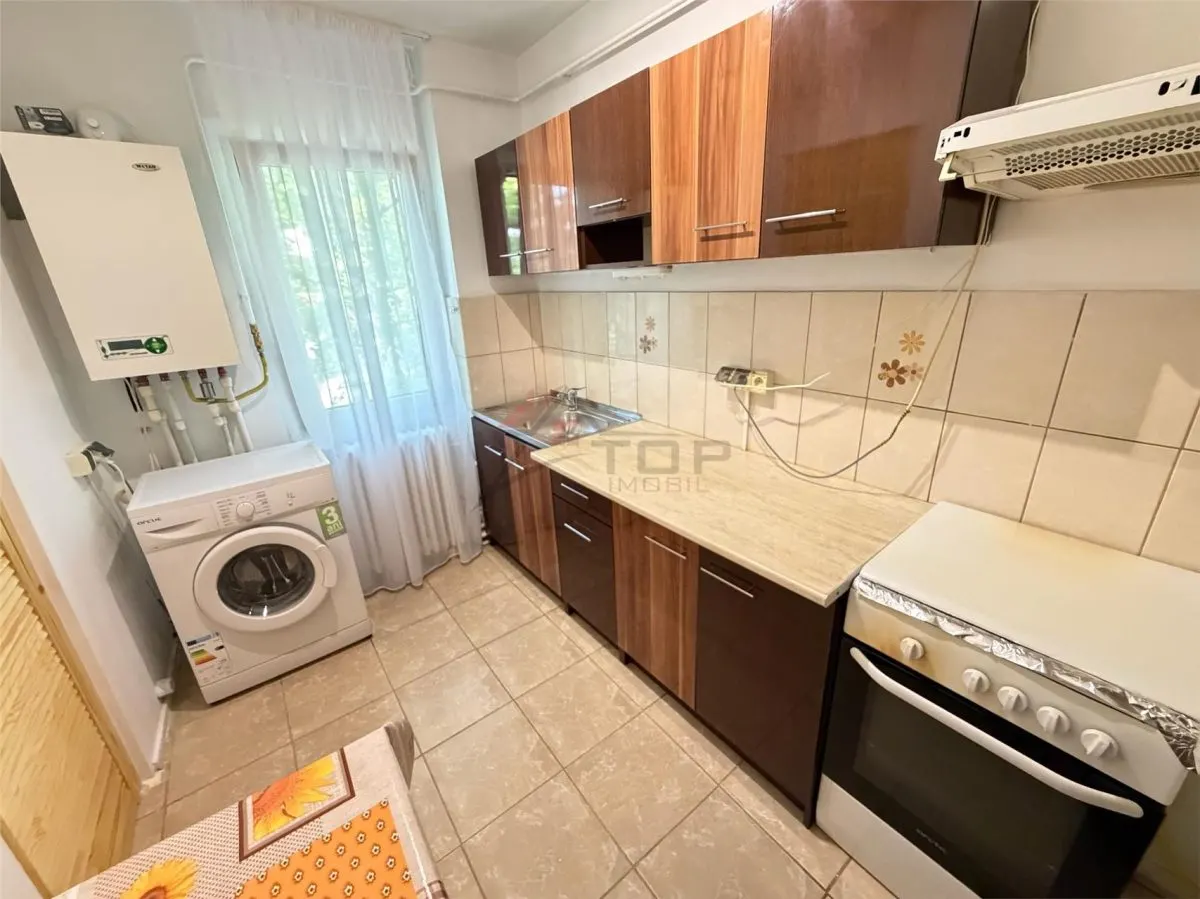 Apartament 3 camere Podu Ros - Titu Maiorescu - foto 8