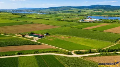 FILM! 18.000 mp, extravilan, agricol+ constructii:ferma,investitii agricole, Rotbav, Brasov - foto 5