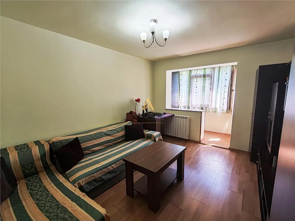 Apartament 3 camere in Ploiesti, zona Vest - foto 4