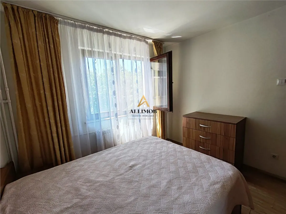 Apartament 3 camere in Ploiesti, zona Vest - foto 8