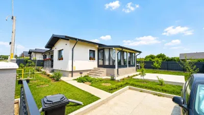 Casa 4 camere single  400 mp teren MIROSLAVA Ciurbesti - Iasi