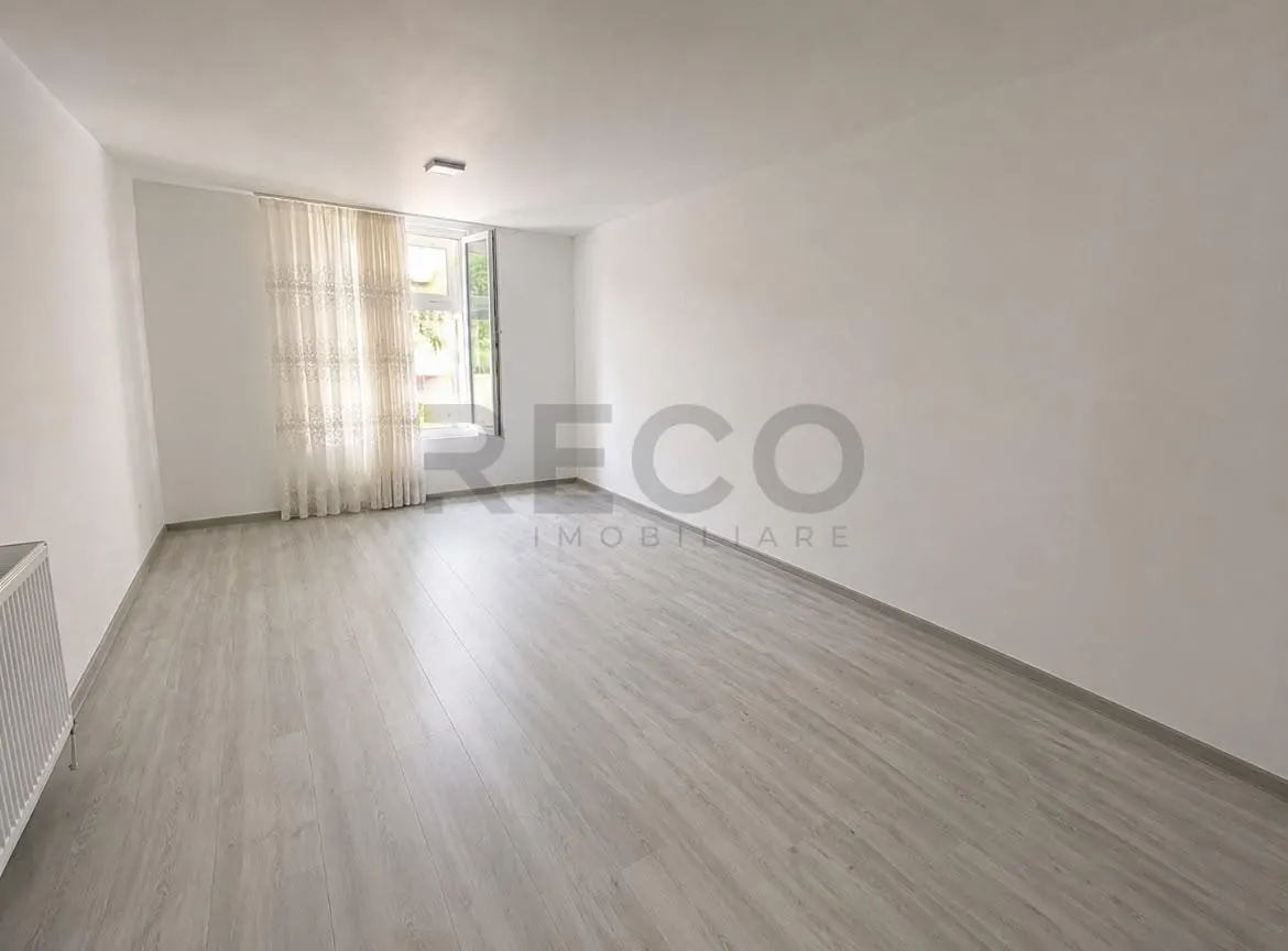 RECO Apartament ultracentral 62 mp utili-compartimentat in 2 unitati separate,  Oradea - foto 3