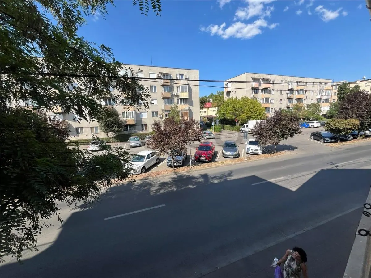 RECO Apartament ultracentral 62 mp utili-compartimentat in 2 unitati separate,  Oradea - foto 10