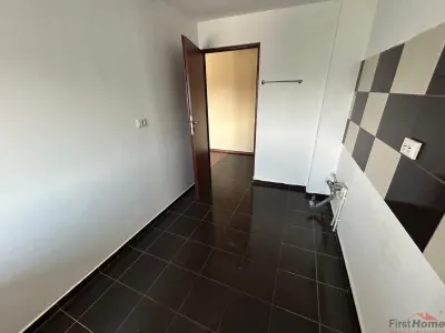 Apartament cu 2 camere de vanzare, zona Penny Obor - foto 6