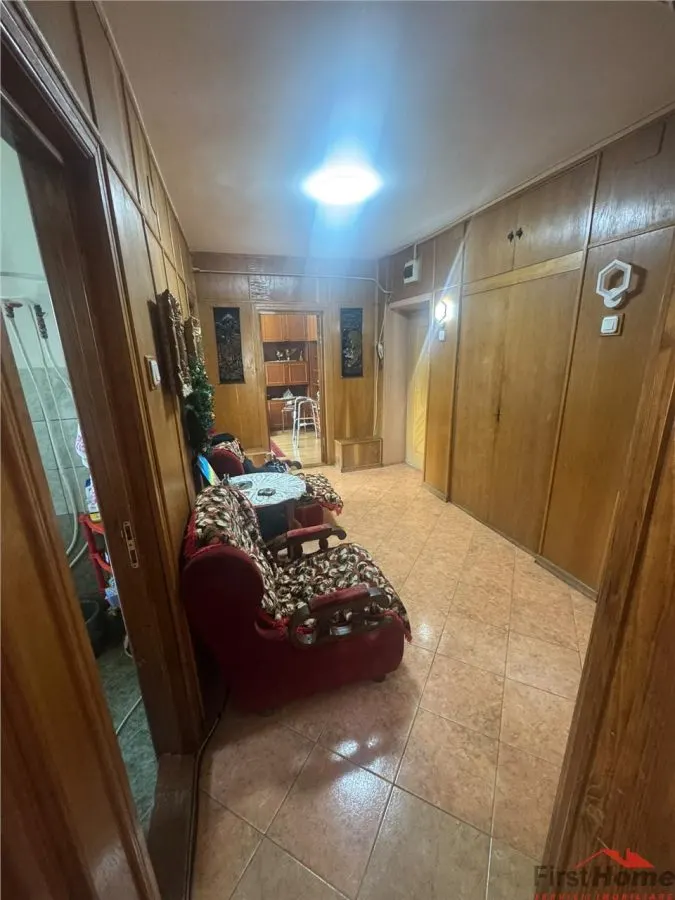 ap 3 cam, Piata Unirii.66 mp utili ,et 2/8 - foto 1