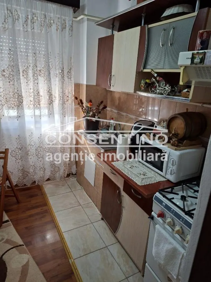 2 camere , mobilat si utilat , liber, Unirii Sud , centrala proprie, AC - foto 2