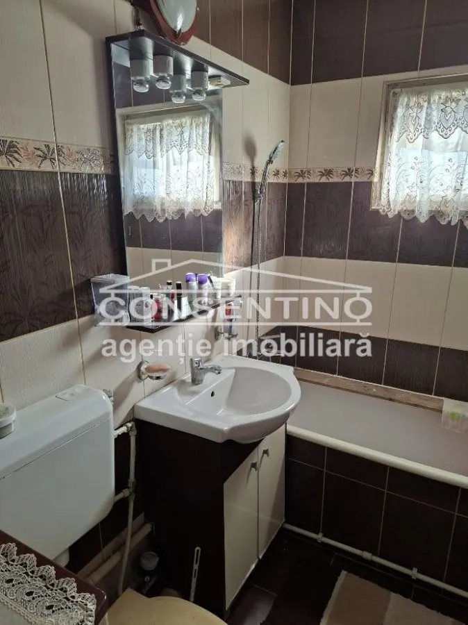 2 camere , mobilat si utilat , liber, Unirii Sud , centrala proprie, AC - foto 4