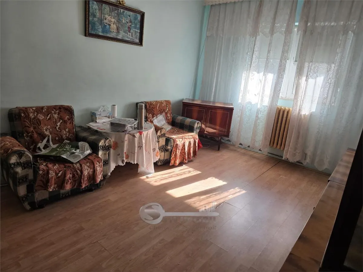 Apartament 2 camere, 50 mp, parter, Dacia – ideal pentru renovare și personalizare - foto 1