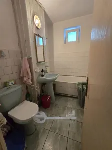 Apartament 2 camere, 50 mp, parter, Dacia – ideal pentru renovare și personalizare - foto 7