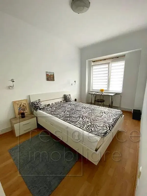 Apartament 2 camere separate, Centru, zona CEC Bank+Parcare - foto 2