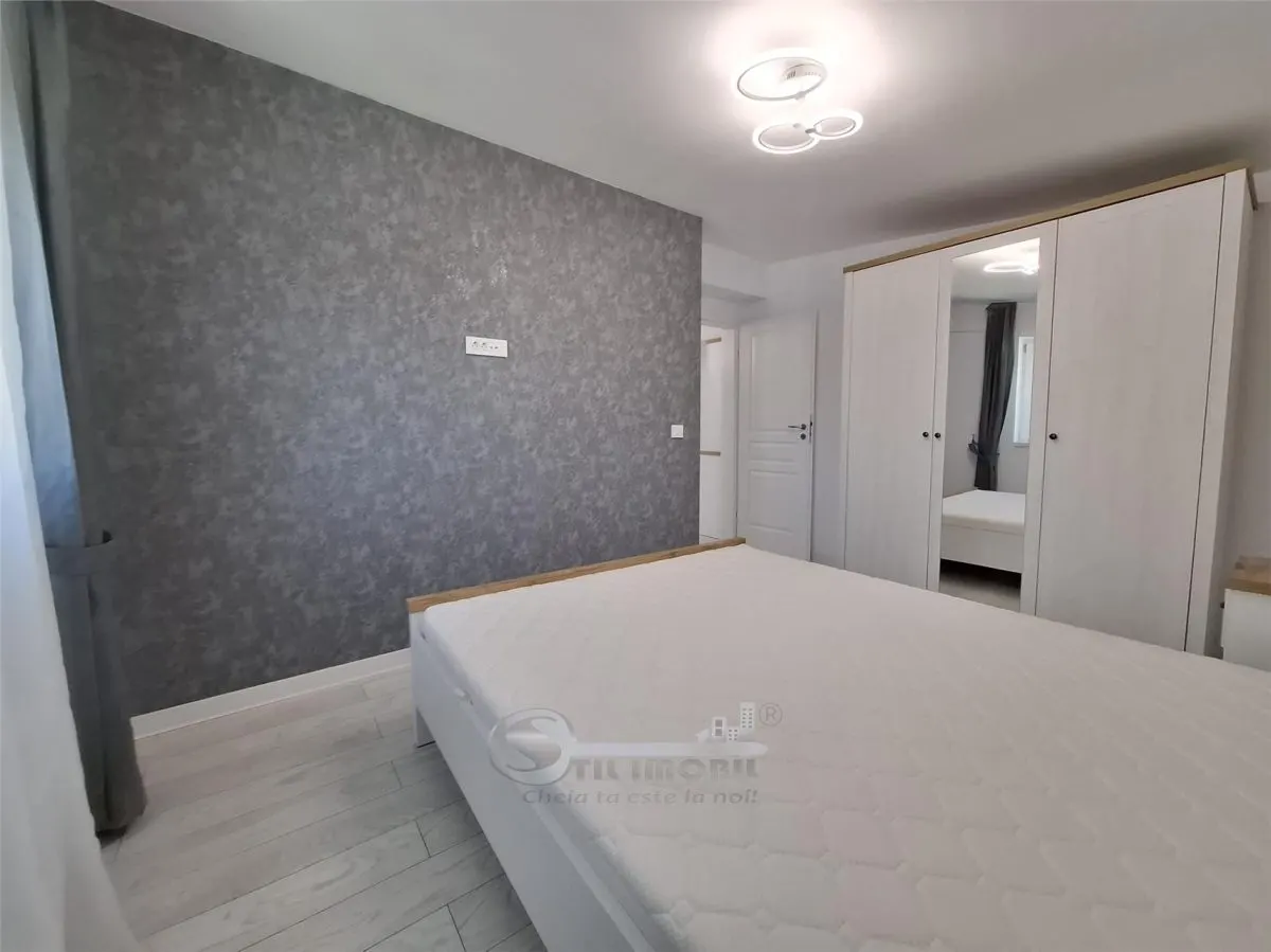 Apartament mobilat, bloc 2022, baie cu geam, balcon inchis, Cug - foto 14