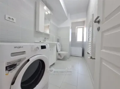 Apartament mobilat, bloc 2022, baie cu geam, balcon inchis, Cug - foto 6