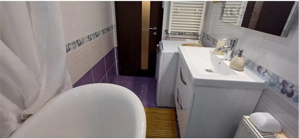 Apartament cochet,2 camere, ,cu gradina,la casa Ultracentral,Dealul Cetatii - foto 15