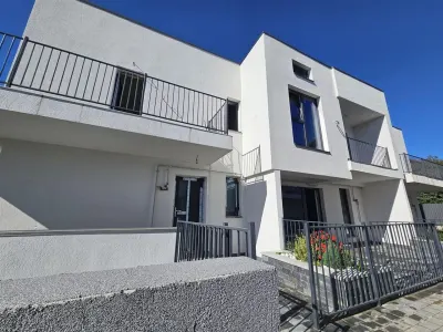 Apartament exclusivist dispus P+1 - 75mp - foto 2