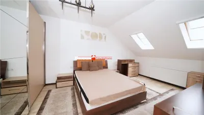 Casa curte comuna | Constructie 2015 | Regim S+P+M | Zona centrala - foto 8
