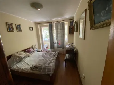 3 camere semidecomandat, etaj intermediar Vatra Luminoasa - foto 2