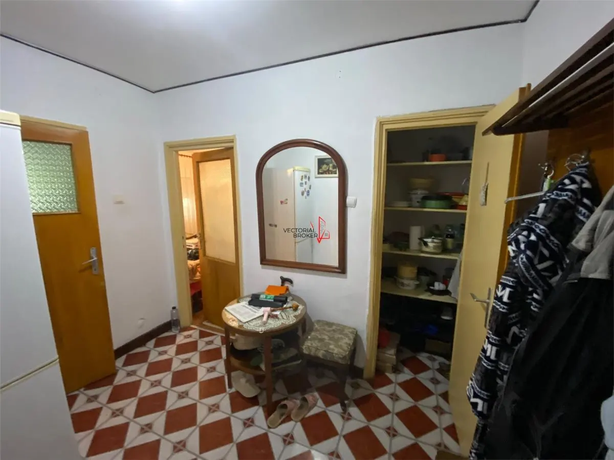 3 camere semidecomandat, etaj intermediar Vatra Luminoasa - foto 14
