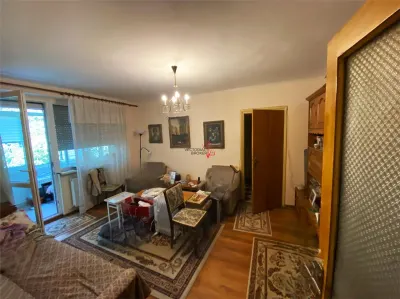 3 camere semidecomandat, etaj intermediar Vatra Luminoasa - foto 3