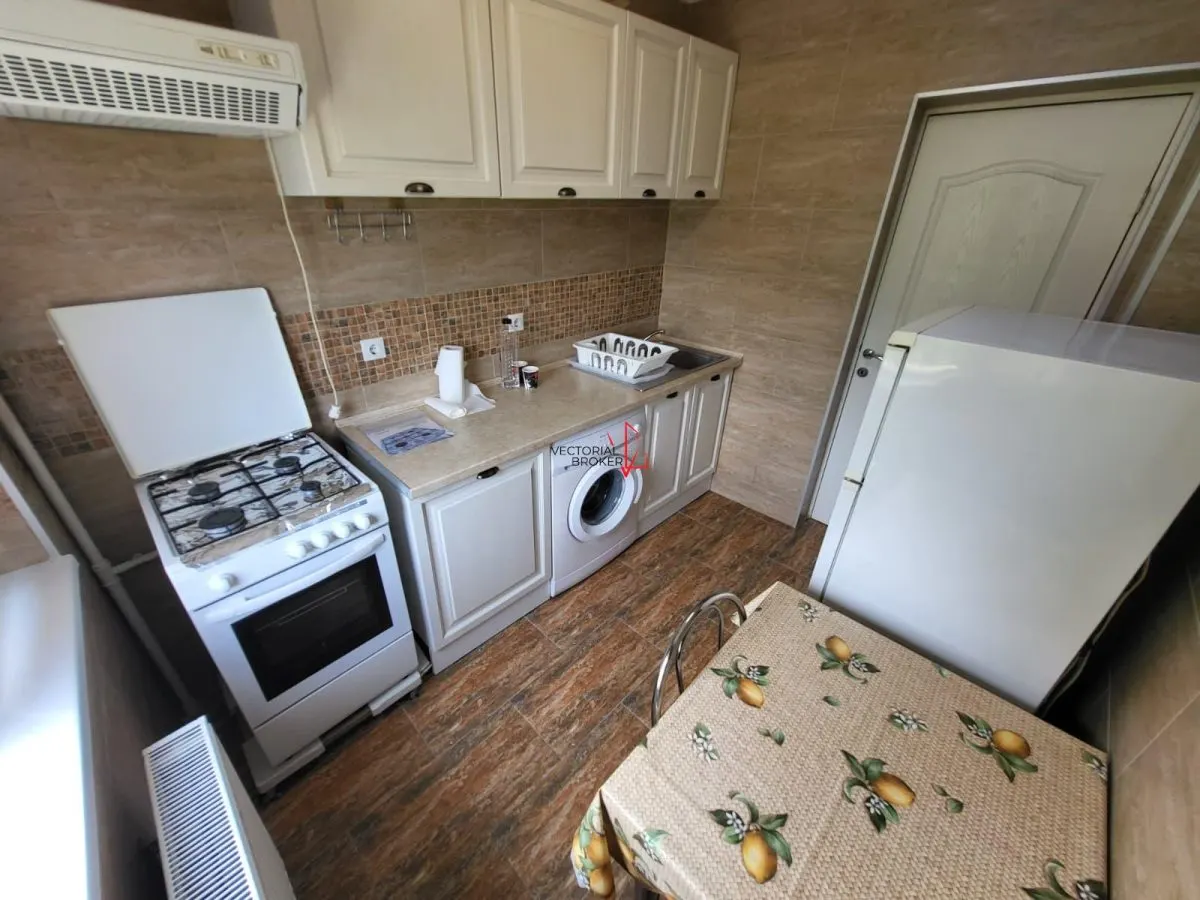 BABA NOVAC- FIX LANGA PARC / CHIRIE-2 CAMERE STRADAL CU TERASA - foto 11