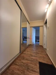 BABA NOVAC- FIX LANGA PARC / CHIRIE-2 CAMERE STRADAL CU TERASA - foto 9