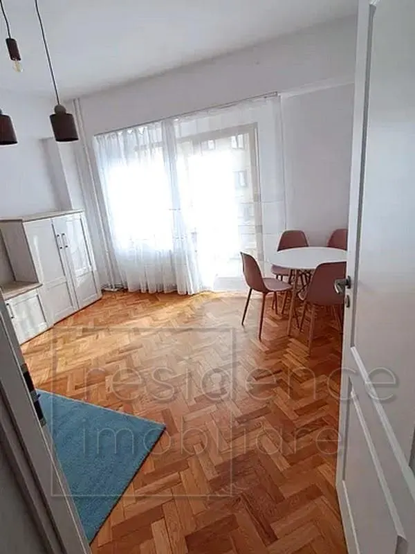 Nou! Apartament 2 camere separate, Centru, zona Magazinul Sora - foto 2