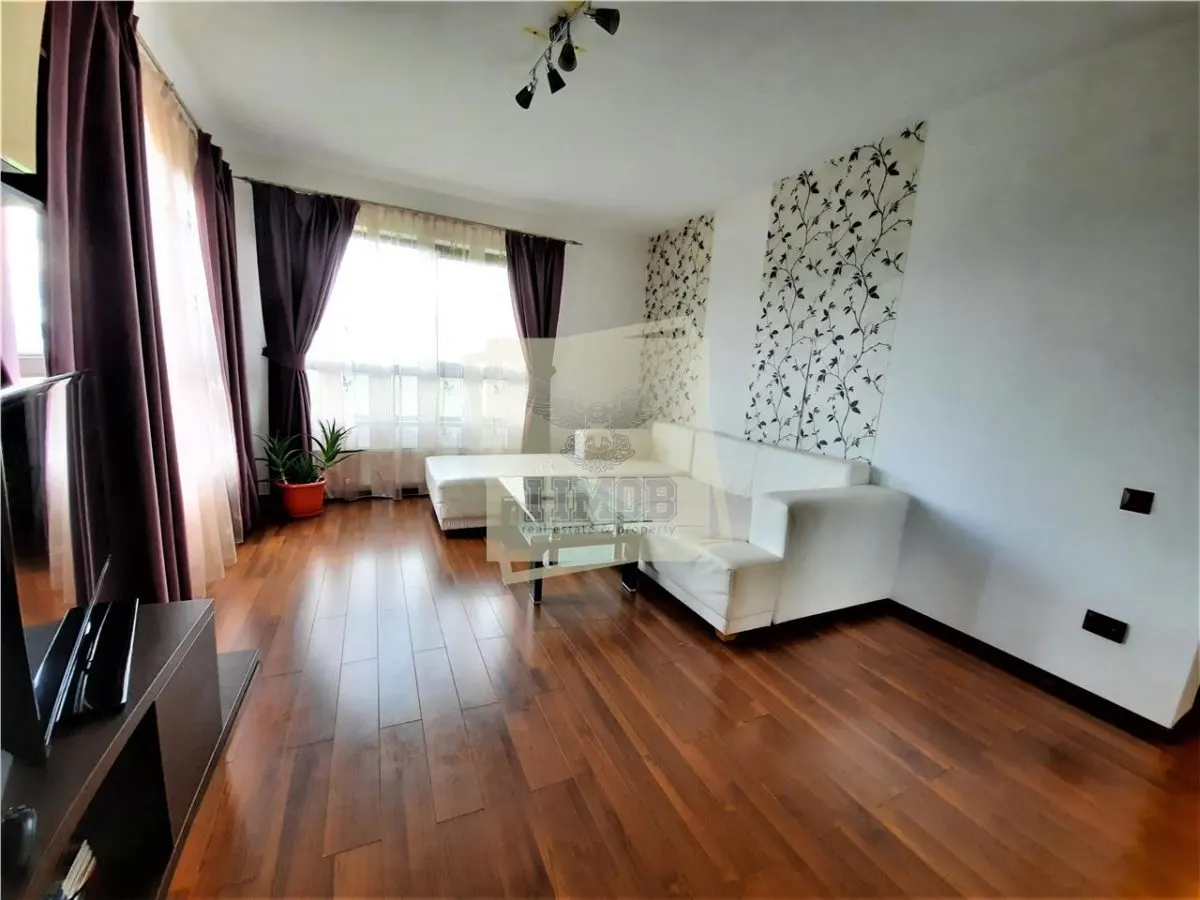 Apartament decomandat 2 camere  parcare privata  P Brana - foto 2