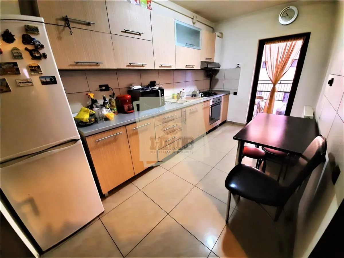 Apartament decomandat 2 camere  parcare privata  P Brana - foto 4