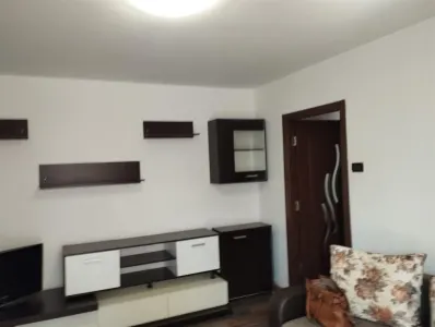 2 camere semidecomandate, Centru - Bacau