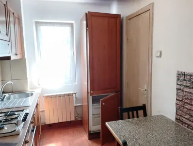 2 camere semidecomandate, Centru - foto 2