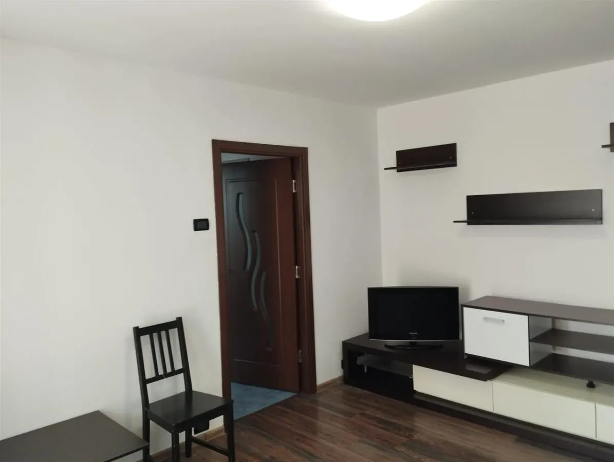 2 camere semidecomandate, Centru - foto 9