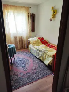 Apartament 3 camere, etaj 1, centrala proprie, 51 mp - Dacia - foto 2
